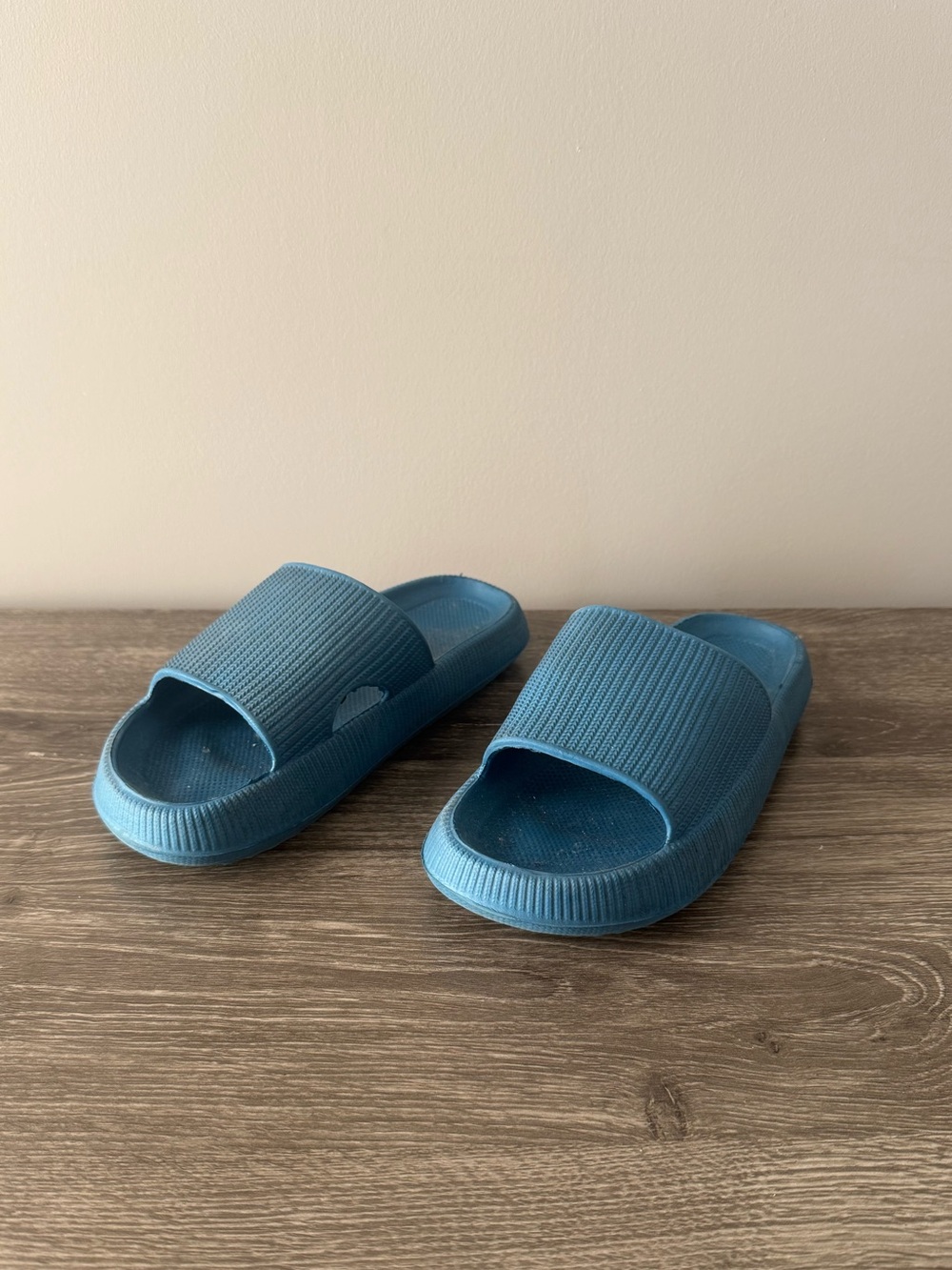 Blue Ribbed Slide Sandals